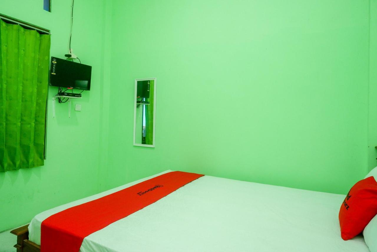 فندق Reddoorz Syariah Near Monumen Jogja Kembali Kejayan المظهر الخارجي الصورة