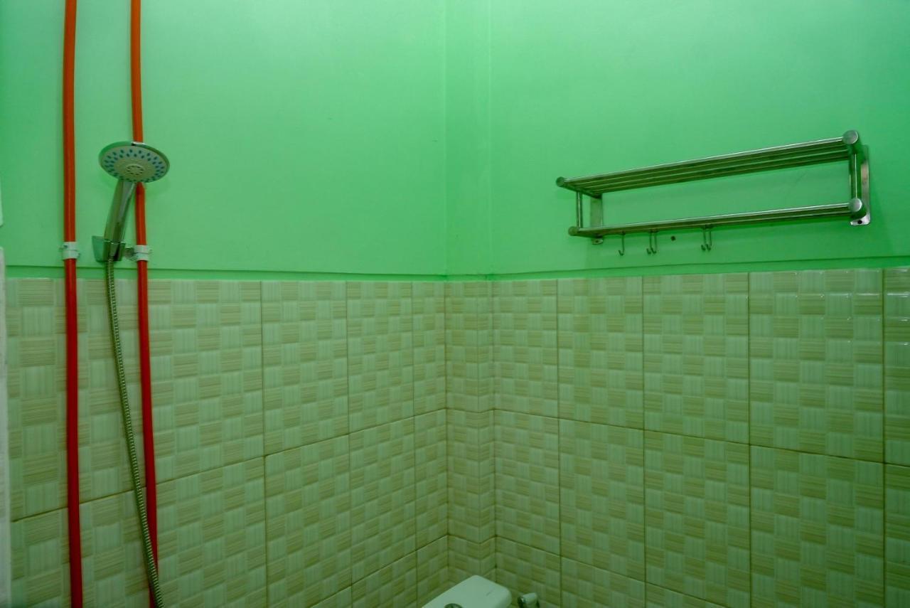 فندق Reddoorz Syariah Near Monumen Jogja Kembali Kejayan المظهر الخارجي الصورة